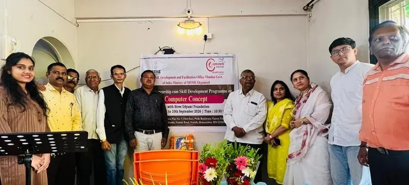 Group at the Computer Concept training opening